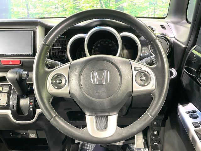 HONDA N BOX CUSTOM 2016 Image 31