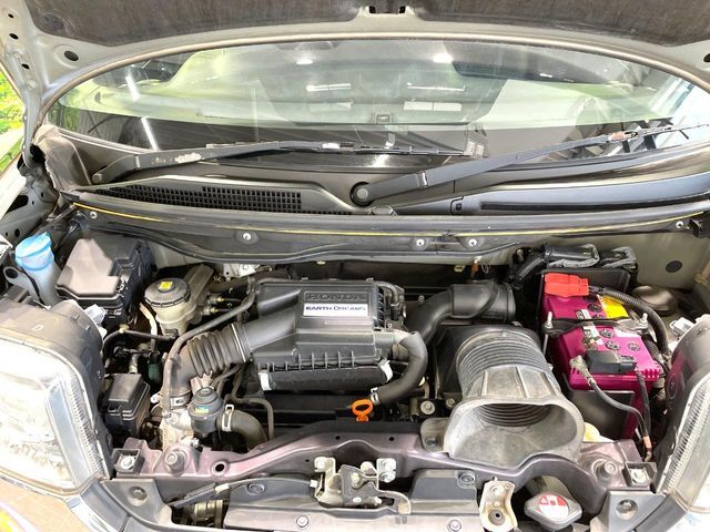 HONDA N BOX CUSTOM 2016 Image 31