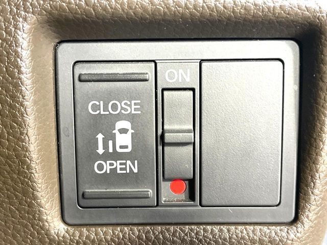 HONDA N BOX 2021 Image 31