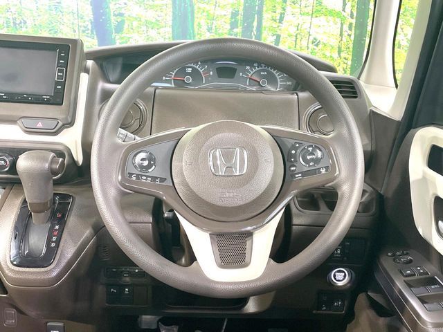 HONDA N BOX 2021 Image 31