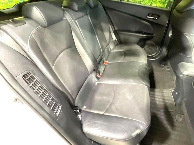 TOYOTA PRIUS PHV 2021 Image 31