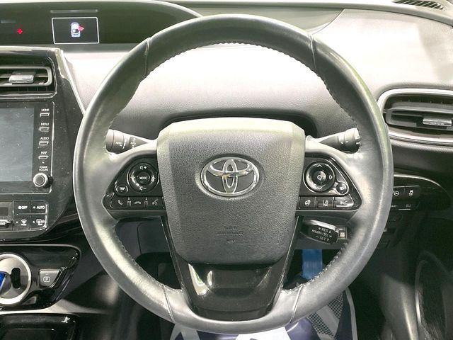 TOYOTA PRIUS PHV 2021 Image 31