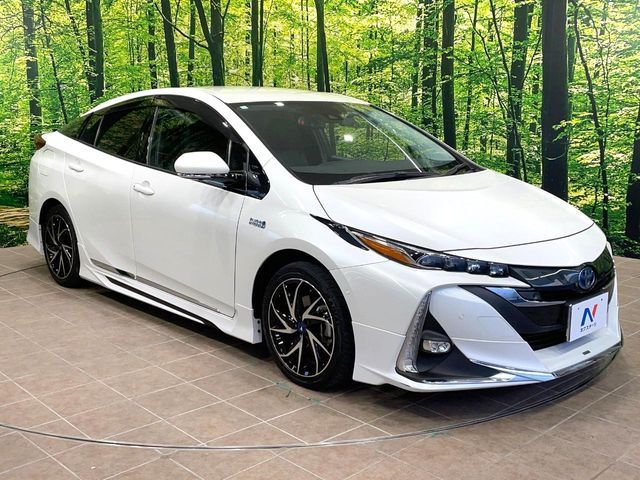 TOYOTA PRIUS PHV 2021 Image 31