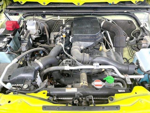 SUZUKI JIMNY 4WD 2018 Image 31