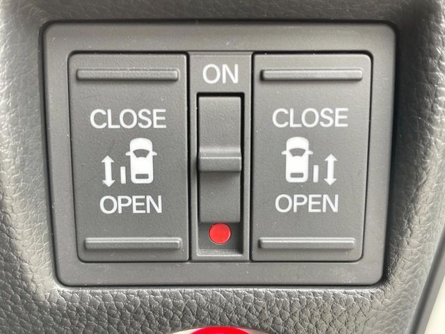 HONDA N BOX CUSTOM 2024 Image 31