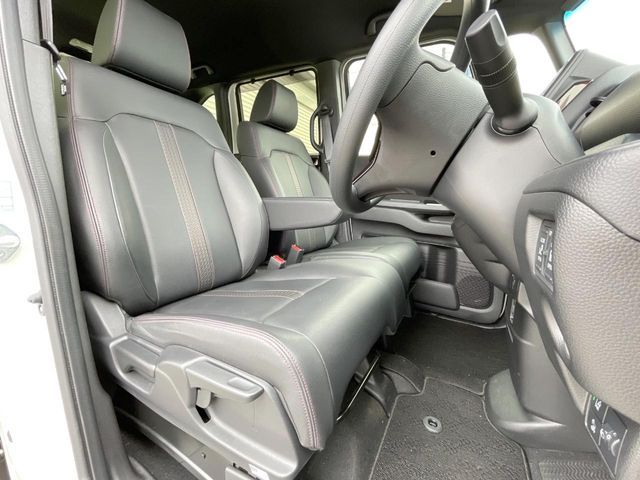 HONDA N BOX CUSTOM 2024 Image 31