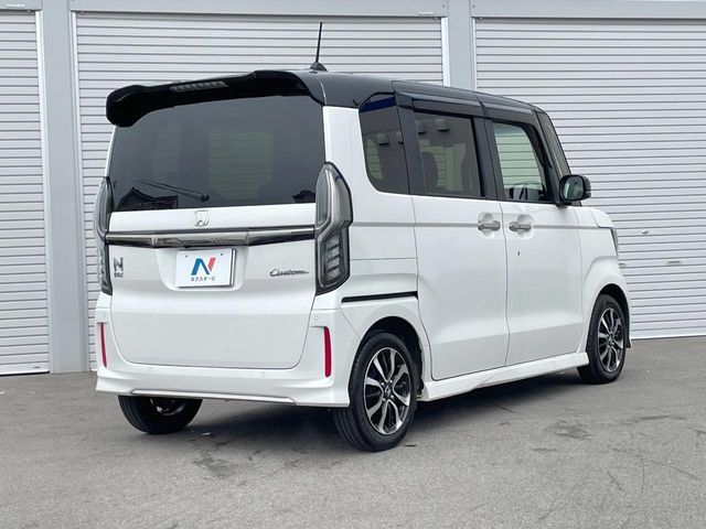HONDA N BOX CUSTOM 2024 Image 31