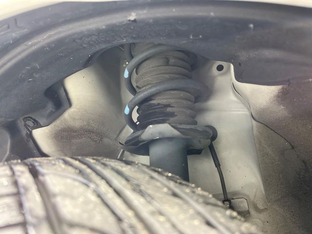 DAIHATSU MIRA E:S 2017 Image 31