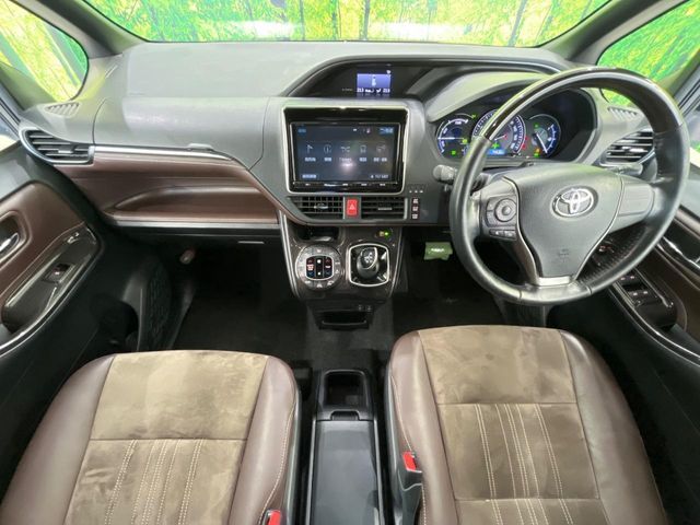 TOYOTA ESQUIRE HYBRID 2017 Image 31