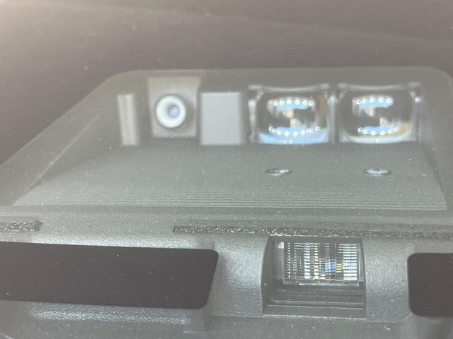 TOYOTA ESQUIRE HYBRID 2017 Image 31