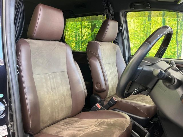 TOYOTA ESQUIRE HYBRID 2017 Image 31