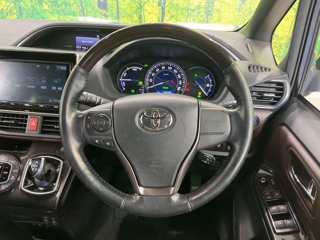 TOYOTA ESQUIRE HYBRID 2017 Image 31