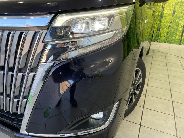 TOYOTA ESQUIRE HYBRID 2017 Image 31