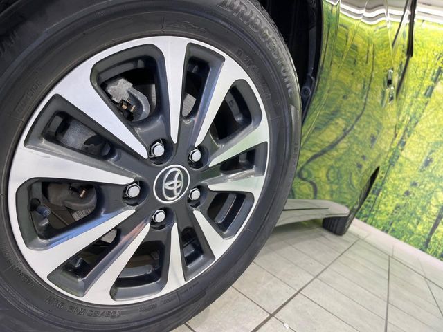 TOYOTA ESQUIRE HYBRID 2017 Image 31