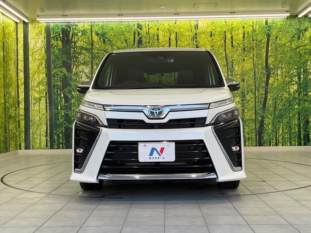 TOYOTA VOXY HYBRID 2020 Image 31