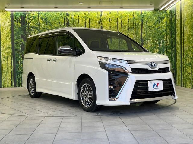 TOYOTA VOXY HYBRID 2020 Image 31