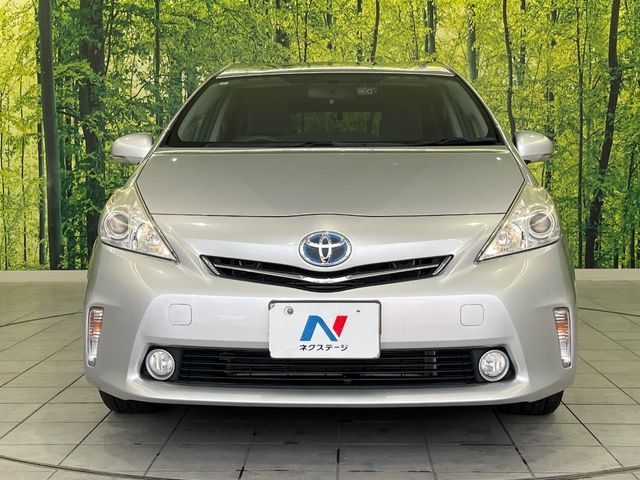 TOYOTA PRIUS ALPHA 2013 Image 31