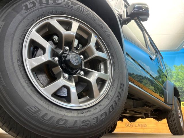 SUZUKI JIMNY NOMADE 2025 Image 31