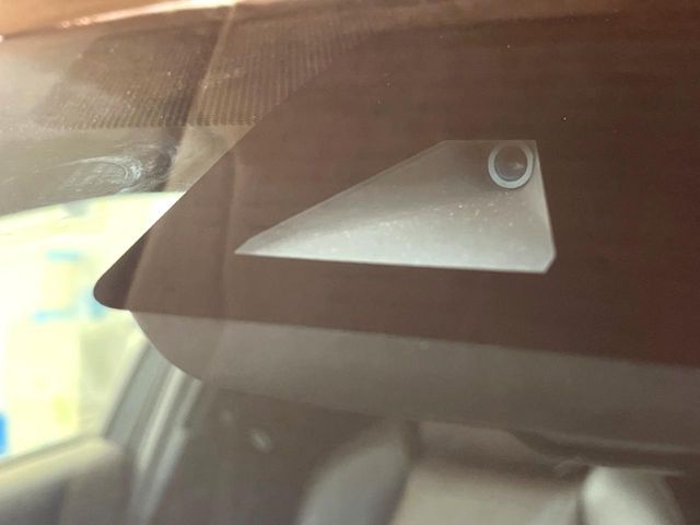 TOYOTA C-HR 2017 Image 31