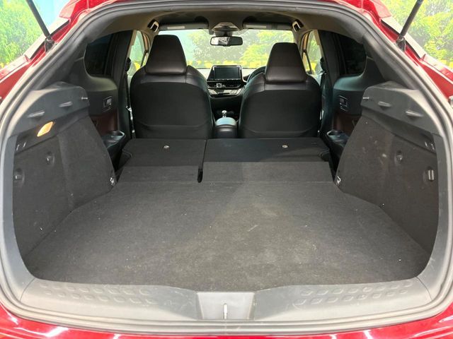 TOYOTA C-HR 2017 Image 31