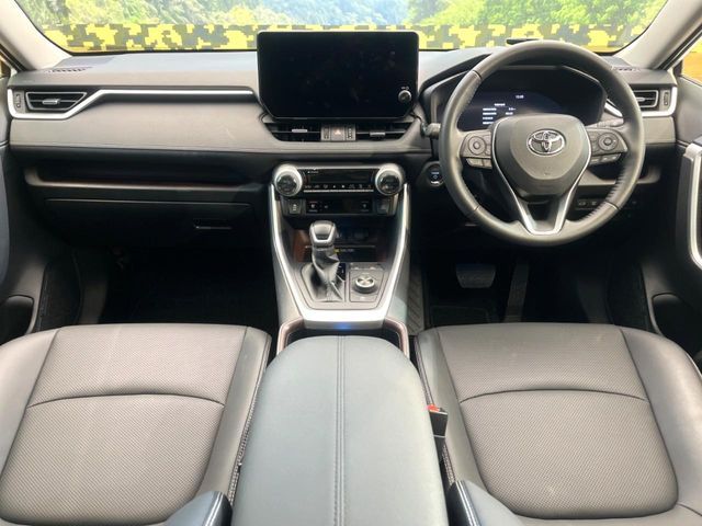 TOYOTA RAV4 HYBRID 4WD 2023 Image 31