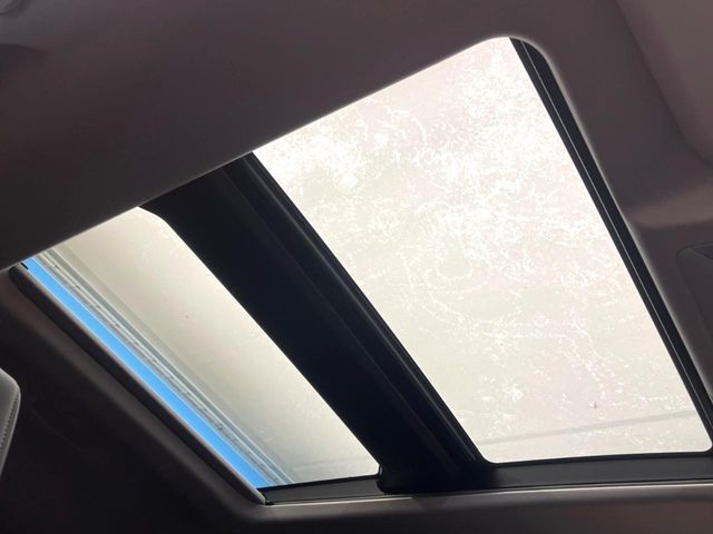 TOYOTA RAV4 HYBRID 4WD 2023 Image 31