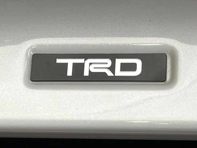 TOYOTA RAV4 HYBRID 4WD 2023 Image 31