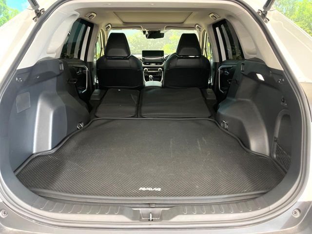 TOYOTA RAV4 HYBRID 4WD 2023 Image 31