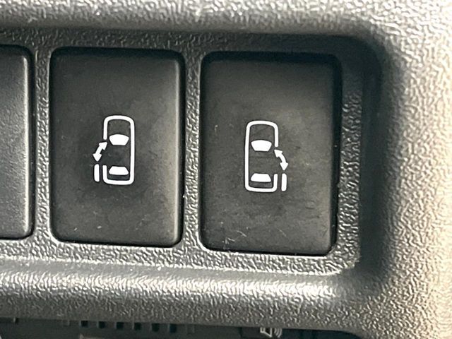 TOYOTA HIACE VAN 2WD 2023 Image 31