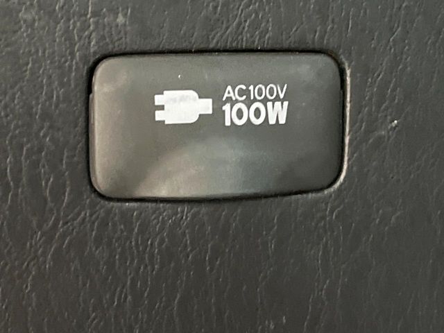 TOYOTA HIACE VAN 2WD 2023 Image 31