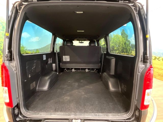 TOYOTA HIACE VAN 2WD 2023 Image 31