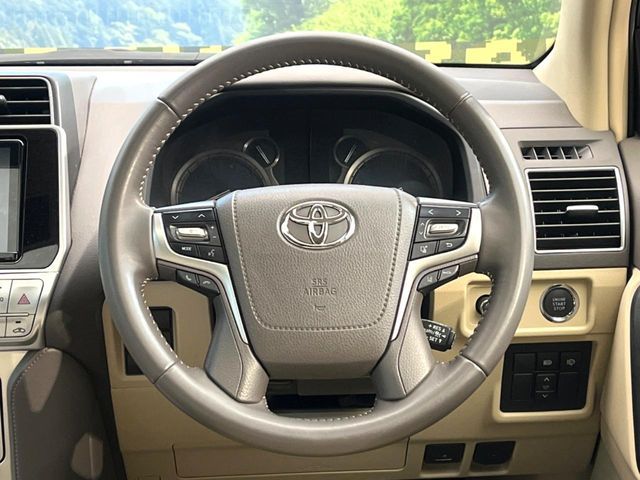 TOYOTA LANDCRUISER PRADO 2023 Image 31