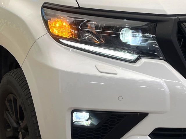 TOYOTA LANDCRUISER PRADO 2023 Image 31