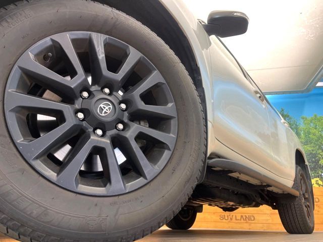 TOYOTA LANDCRUISER PRADO 2023 Image 31