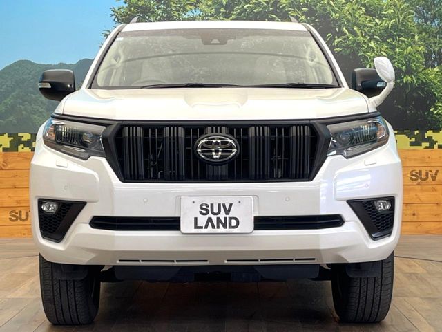 TOYOTA LANDCRUISER PRADO 2023 Image 31
