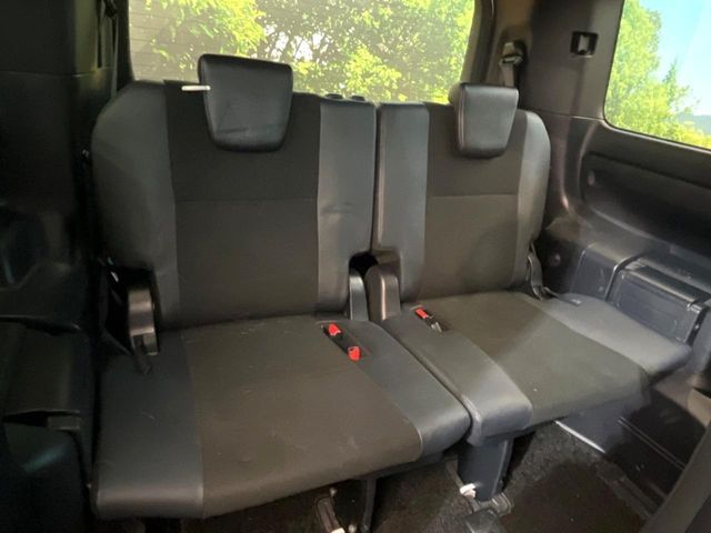 TOYOTA NOAH HYBRID 2018 Image 31