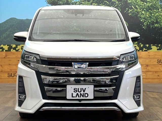 TOYOTA NOAH HYBRID 2018 Image 31