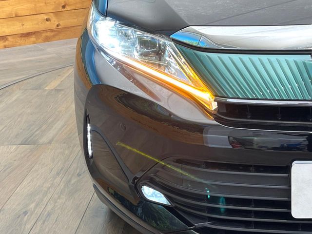 TOYOTA HARRIER 2WD 2017 Image 31