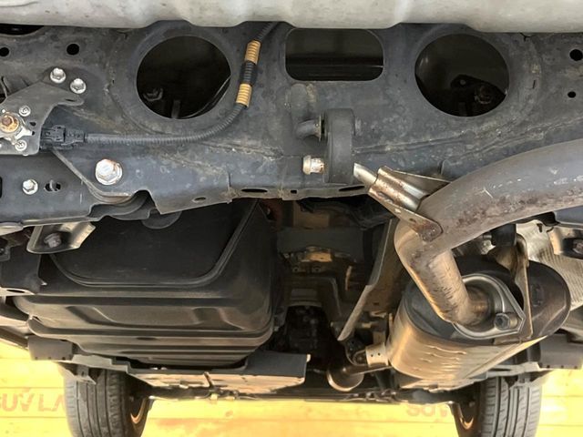 TOYOTA HARRIER 2WD 2017 Image 31