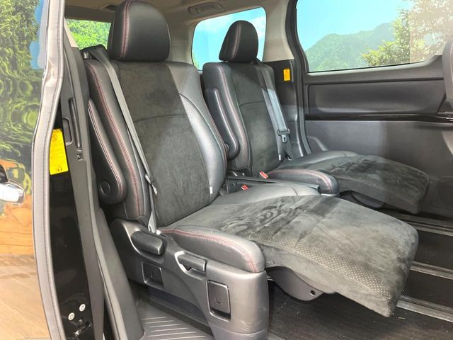 TOYOTA VELLFIRE 2013 Image 31