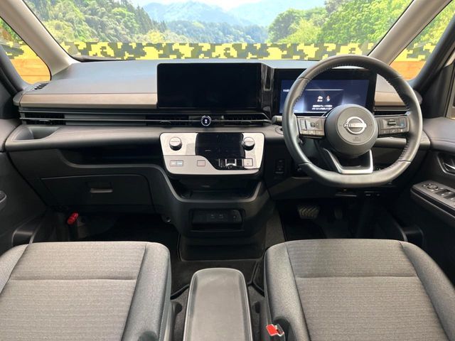 NISSAN SERENA  WG 2023 Image 31