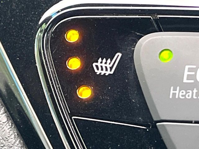 TOYOTA C-HR 2017 Image 31