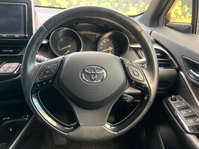 TOYOTA C-HR 2017 Image 31