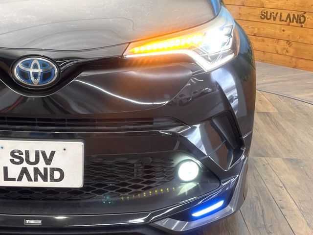 TOYOTA C-HR 2017 Image 31