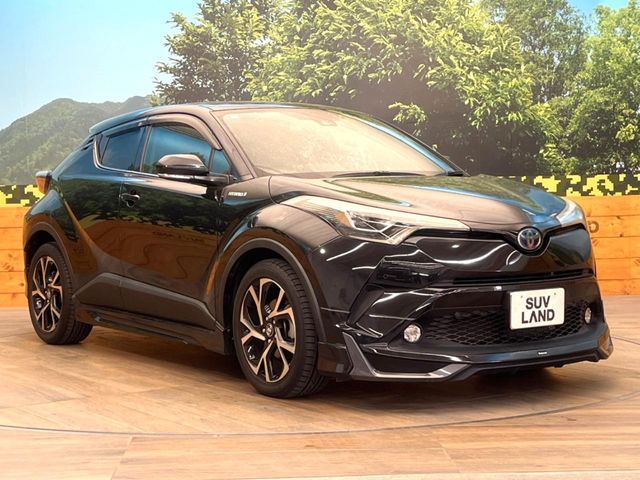 TOYOTA C-HR 2017 Image 31