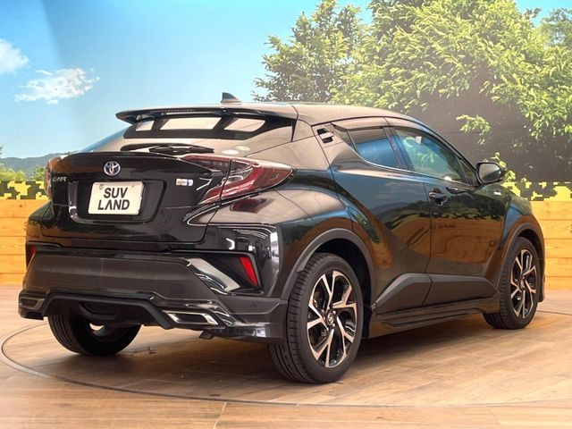 TOYOTA C-HR 2017 Image 31