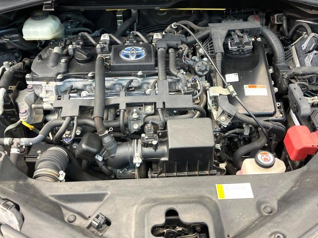 TOYOTA C-HR 2017 Image 31