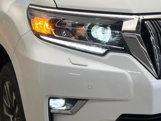 TOYOTA LANDCRUISER PRADO 2023 Image 31