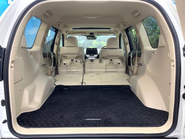 TOYOTA LANDCRUISER PRADO 2023 Image 31