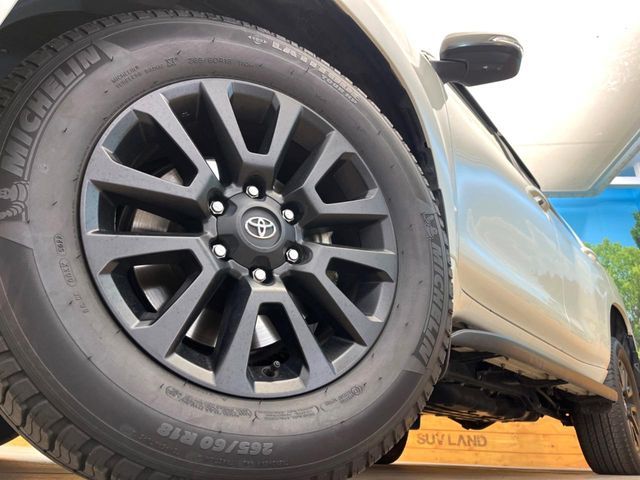 TOYOTA LANDCRUISER PRADO 2023 Image 31